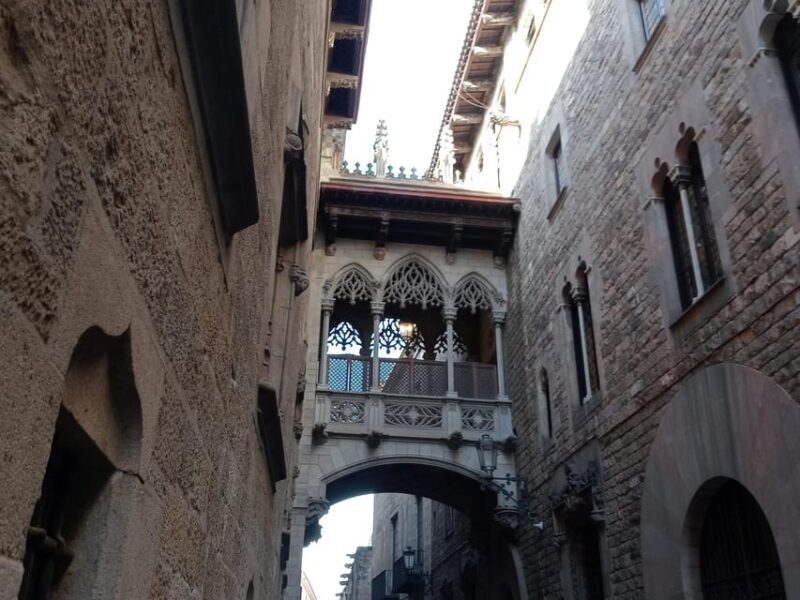 Barcelona: Curious Legends and Traditions of Old Town Tour - Why This Tour is Worth Your Time