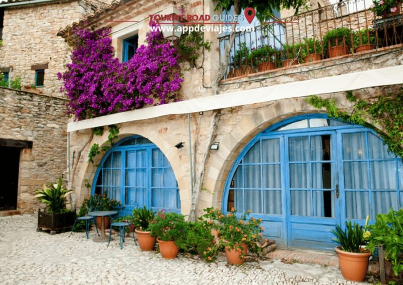 Barcelona: Dalí, Portlligat House-Museum & Cadaqués - Key Points