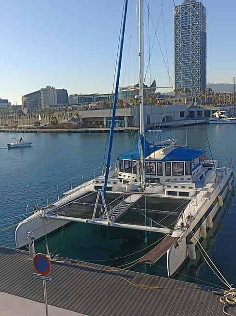 Barcelona: Daytime or Sunset Cruise with Drinks - The Value for Money