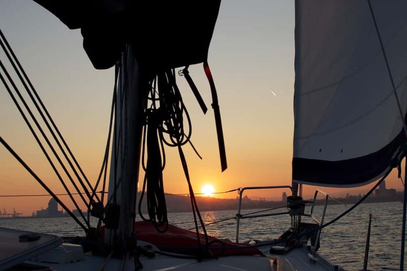 Barcelona: Daytime or Sunset Cruise with Drinks - Who Should Consider This Tour?