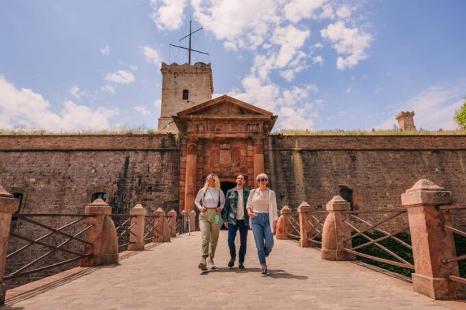 Barcelona: E-Bike Tour With Montjuic Cable Car & Boat Ride - Frequently Asked Questions