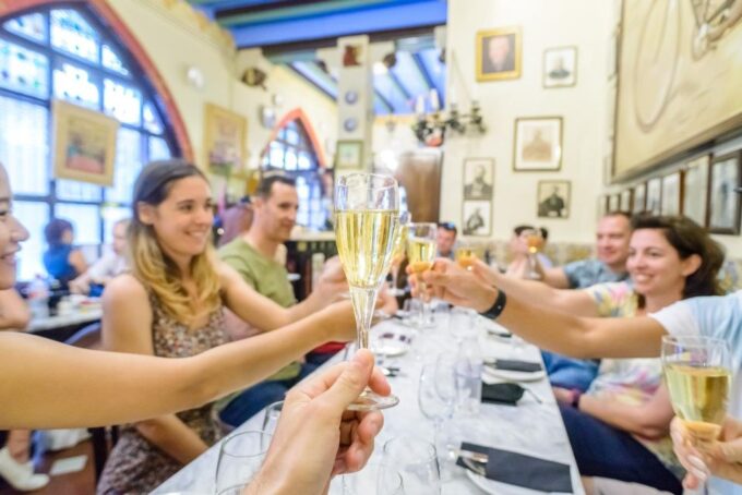Barcelona Ebike Tour With Wine and Tapas Experience - Customer Feedback and Ratings