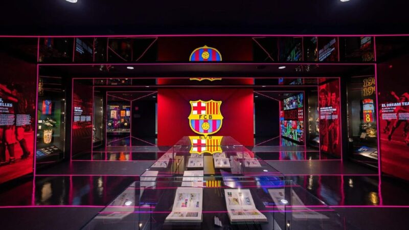 Barcelona: Exclusive Camp Nou Private Guided Tour - Tour Features