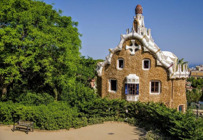 Barcelona: Exclusive Park Güell Private Guided Tour - A Well-Balanced Value for Your Money