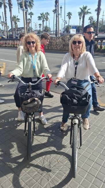 Barcelona: explore the city center and the beach on an electric scooter and e-bike - A Practical Approach to Seeing Barcelona