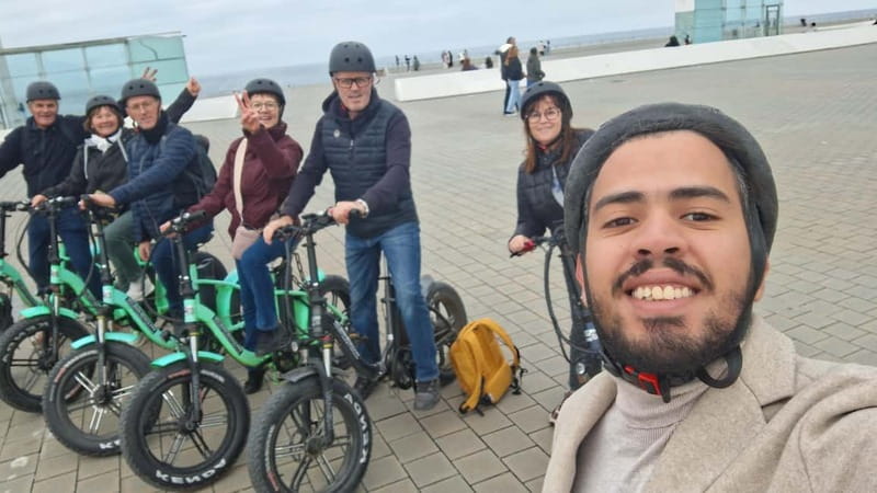 Barcelona: explore the city center and the beach on an electric scooter and e-bike - What to Expect from the Experience