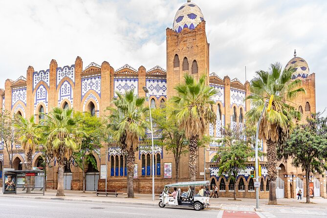 Barcelona Express Tour in a Private Eco Tuk Tuk - Tour Duration and Stops