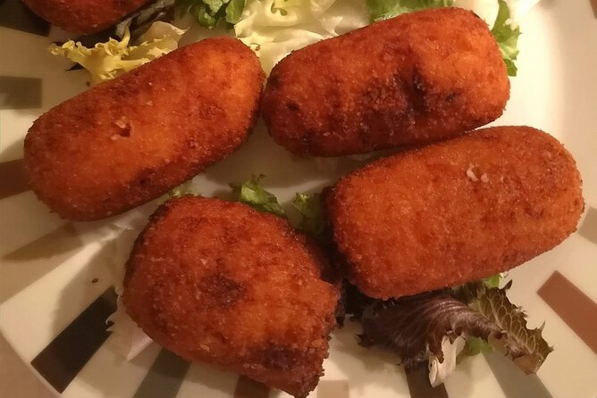 Barcelona Food & Tapas Tour With a Local - Exploring Barcelonas Food Culture