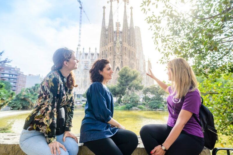 Barcelona Free Tour: Gaudi Highlights and La Sagrada Famila - Good To Know