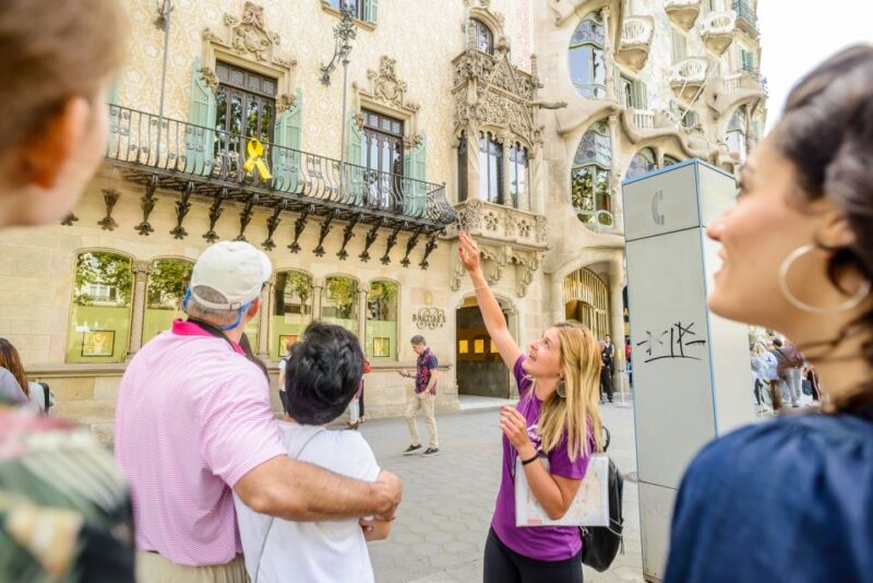 Barcelona Free Tour: Gaudi Highlights and La Sagrada Famila - Pricing Details