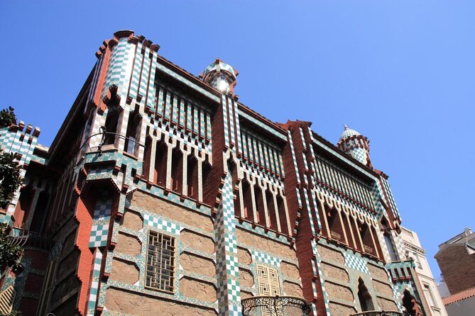 Barcelona Gaudi Houses: Casa Vicens & La Pedrera - Meeting and Endpoint