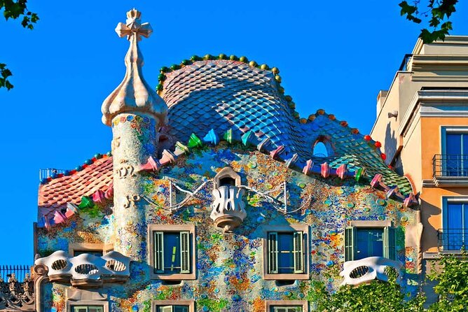 Barcelona Gaudi Houses: Casa Vicens & La Pedrera - Accessibility and Participation