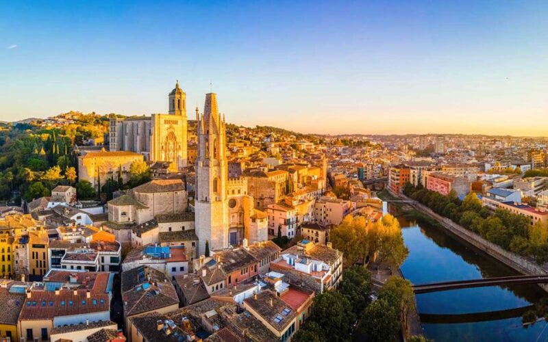 Barcelona: Girona Guided Day Tour & High-Speed Train Ticket - Transportation Details