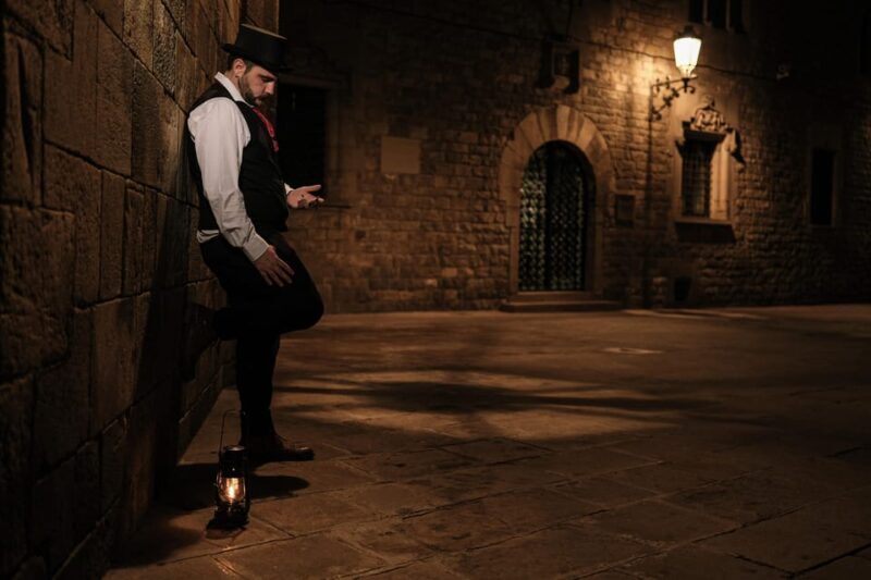 Barcelona: Gothic Quarter Night Walk Mysteries and Legends - A Deep Dive into the Gothic Quarter Night Walk