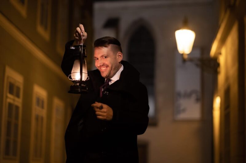 Barcelona: Gothic Quarter Night Walk Mysteries and Legends - FAQ
