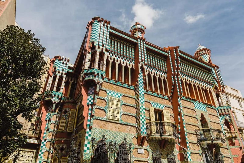 Barcelona: Gracia Food & Gaudí Walking Tour - Who Should Consider This Tour