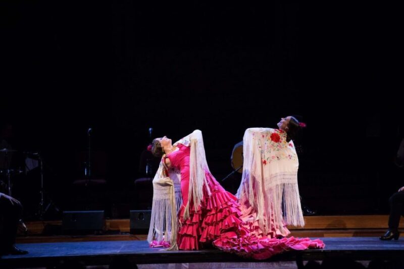 Barcelona: Gran Gala Flamenco Show Entry Ticket - Value for Money