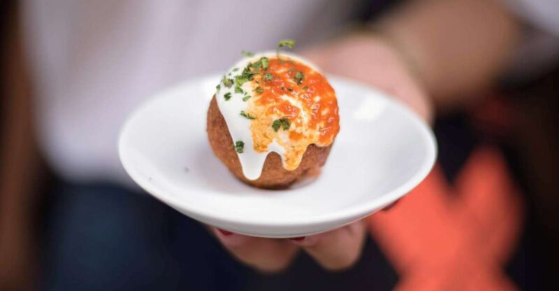 Barcelona: Hidden Markets, Tapas & Paella Food Tour - Key Points