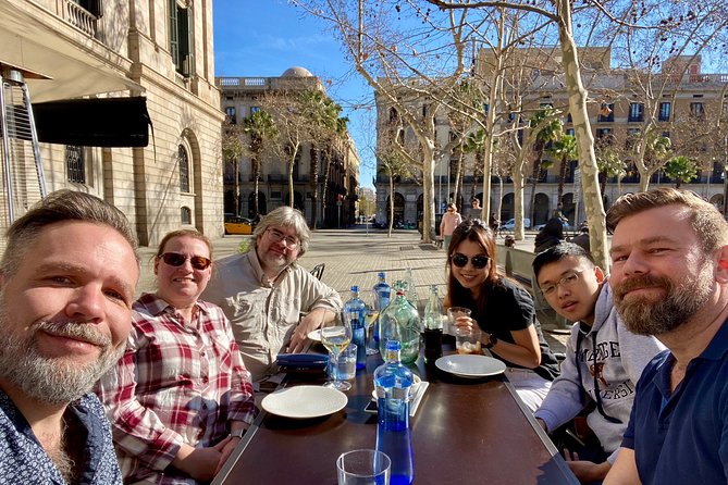 Barcelona Historic Walking Tour and Food Experience - Exploring Historic Squares