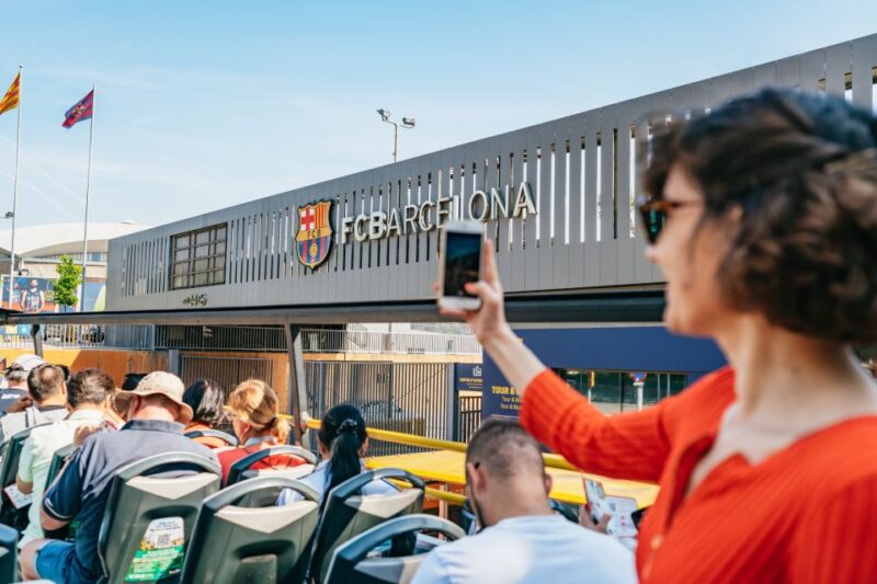Barcelona: Hop-On Hop-Off Bus & Aquarium Tour - Route and Stops