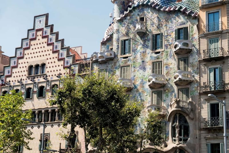 Barcelona in a Day: 6-Hour Scenic & Cultural Highlights Tour - Why this tour is a smart choice for busy travelers