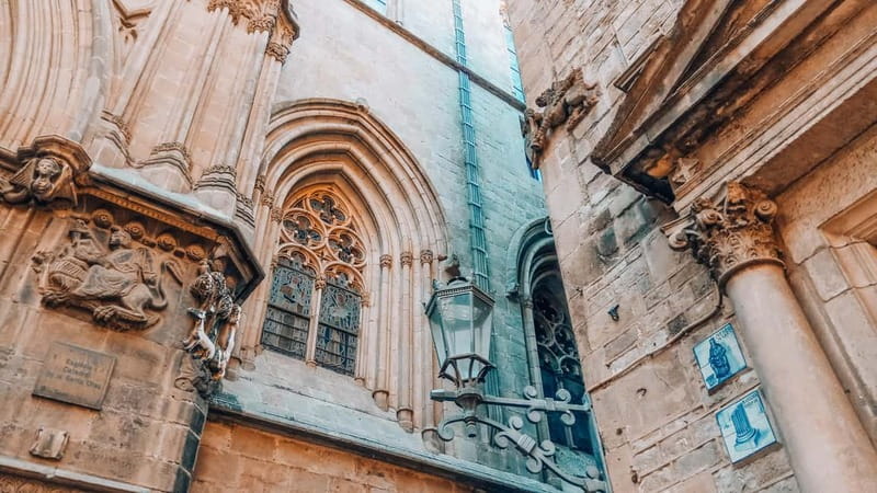 Barcelona: Introduction to the Gothic Quarter Walking Tour - Myths, Legends, and Symbols