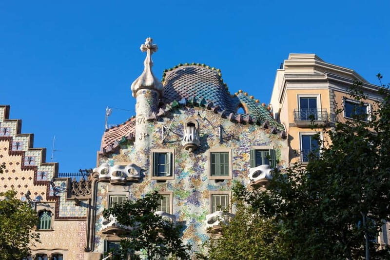 Barcelona: La Pedrera Private Tour with Casa Batlló Ticket - Flexibility and Cancellation