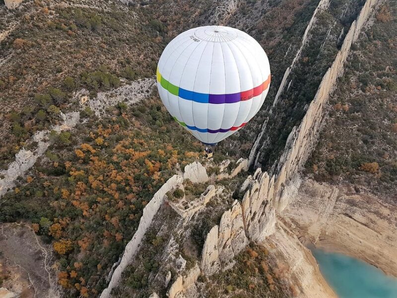 Barcelona LANOIA: Balloon Flight Shared Tour - Booking Information