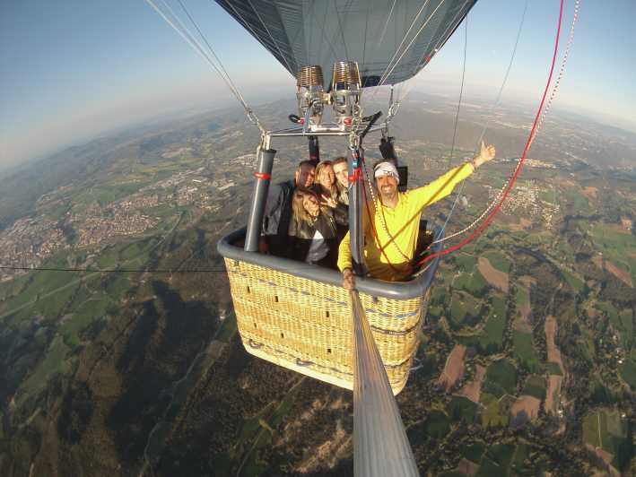 Barcelona LANOIA: Balloon Flight Shared Tour - Soaring Experience