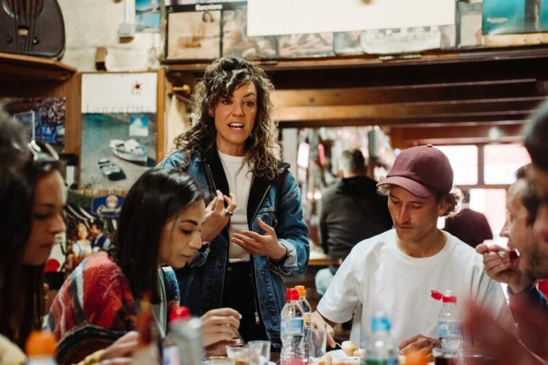 Barcelona: Local Food Tour in Gracia With Tastings & Drinks - Itinerary Highlights