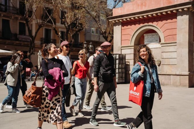 Barcelona: Local Food Tour in Gracia With Tastings & Drinks - Cherished Neighborhood Restaurant