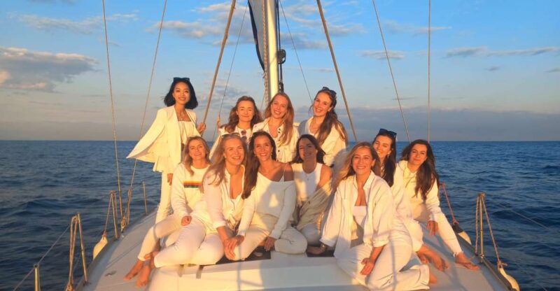 Barcelona: Luxury Private Yacht Daytime Cruise - Itinerary and Highlights