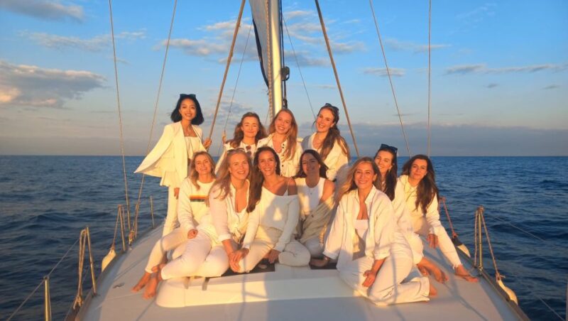Barcelona: Luxury Private Yacht Daytime Cruise - Amenities and Inclusions