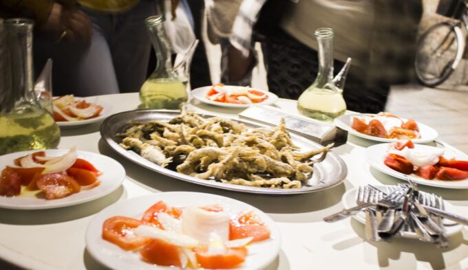 Barcelona: Market, Tasty Tapas/Food and Gothic History Tour - What to Expect as a Vegan or Gluten-Intolerant Participant