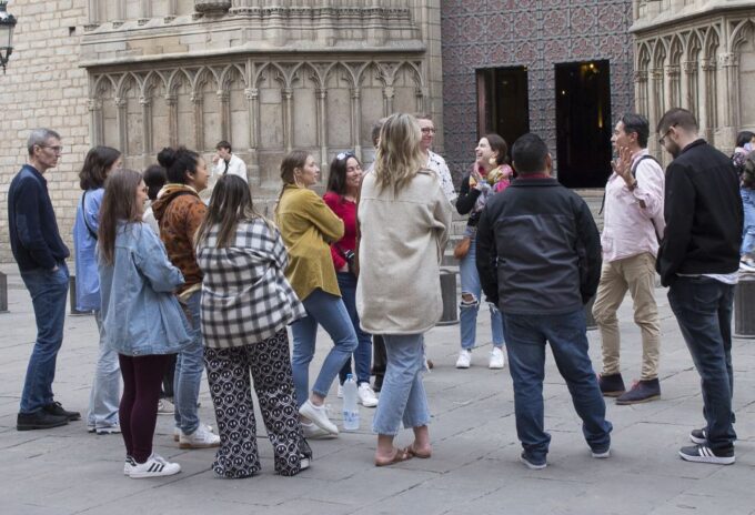 Barcelona: Market, Tasty Tapas/Food and Gothic History Tour - Customer Feedback and Ratings