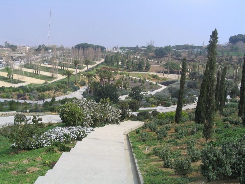 Barcelona: Montjuïc Cable Car Ticket with Audio Guide - Who Is This Tour Best For?