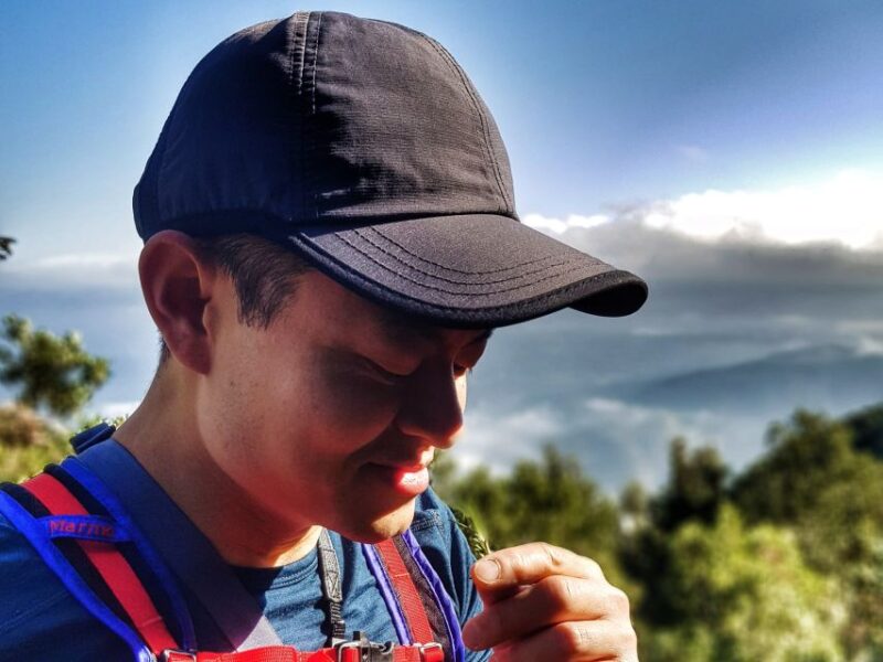 Barcelona: Montserrat Hiking Experience and Monastery Visit - Inclusions and Requirements