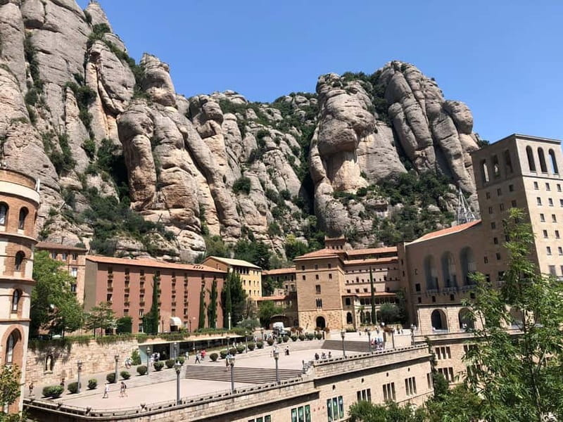 Barcelona: Montserrat Tour with Transport & Basilica Option - Key Points