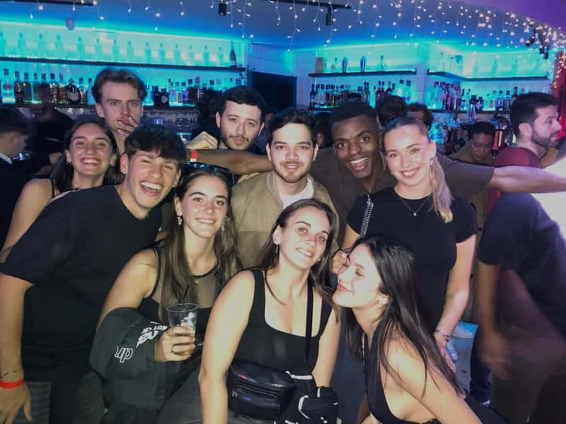 Barcelona Night Clubbing Experience - Key Points