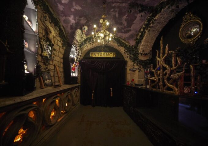 Barcelona: Nightmare Horror Museum Maze Entry Ticket - Additional Details