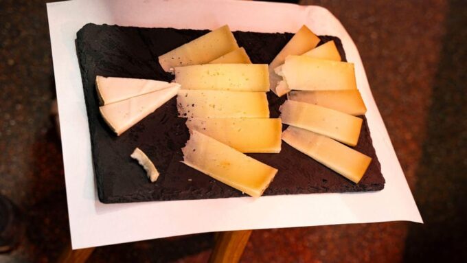 Barcelona: Old Markets With Tasting Tapas E-Bike Tour - Frequently Asked Questions