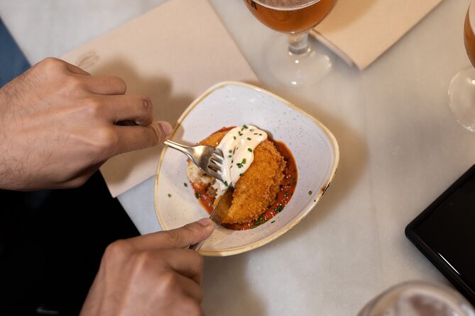 Barcelona: Old Town Evening Food Tour With 8 Tapas & 4 Drinks - Walking Food Tour