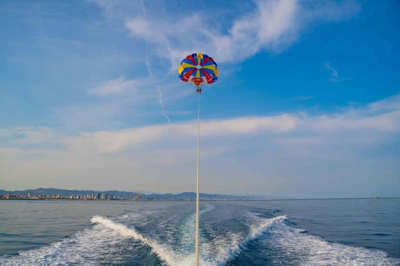 Barcelona: Parasailing magic flight and views above the sea - Key Points