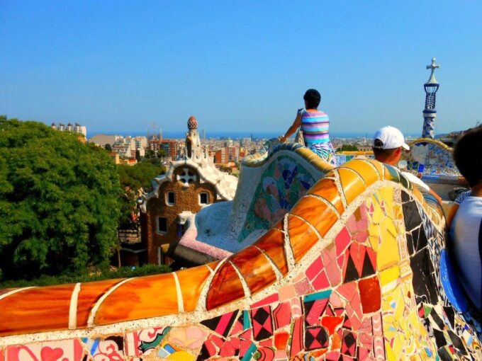 Barcelona: Park Güell Guided Tour With Fast-Track Access - Customer Reviews and Ratings
