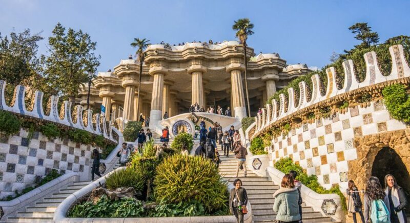 Barcelona: Park Guell Guided Tour with Skip The Line Entry - Why Choose This Tour?