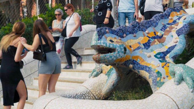 Barcelona: Park Guell Guided Tour With Skip the Line Entry - Frequently Asked Questions