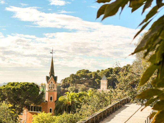 Barcelona: Park Güell & La Sagrada Familia Tickets and Tour - Customer Reviews and Feedback