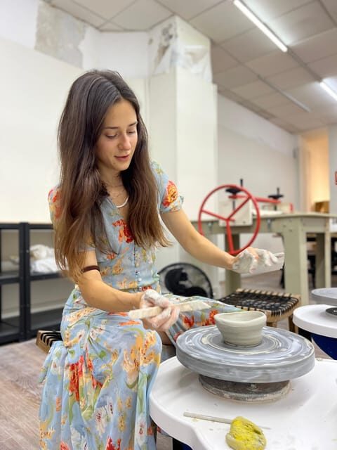 Barcelona: Pottery Wheel Workshop - Key Points