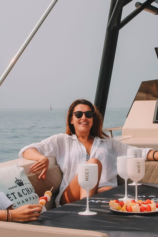 Barcelona: Private Catamaran, Experience at Sea - Included Amenities