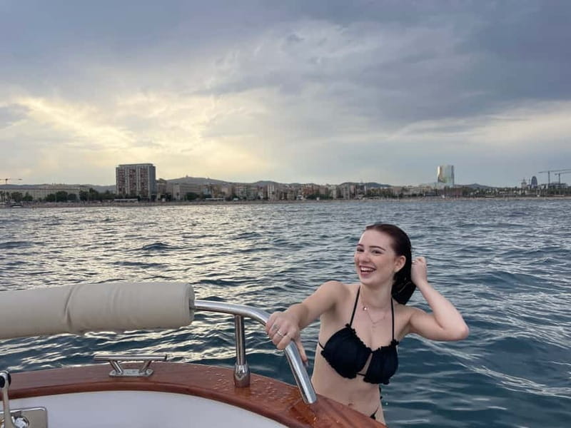 Barcelona: Private Classic Yacht Tour with Drinks - Authentic Reviews: Real Words from Satisfied Travelers